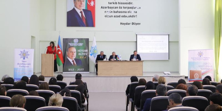 Tovuzda “Konstitusiya və Suverenlik İli” çərçivəsində Ulu Öndər Heydər Əliyevin təhsil sahəsində xidmətlərinə həsr olunmuş tədbir keçirilib