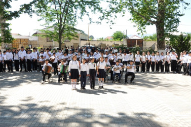 Tovuzda məktəblərdə “Son zəng” tədbirləri keçirilib