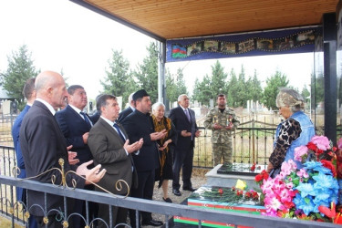 Tovuzda  27 Sentyabr “Anım Günü” münasibətilə Vətən uğrunda can verən qəhrəmanların məzarlarının ziyarəti bu gündə davam edib