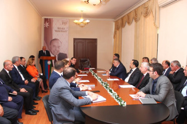 Tovuzda “12 noyabr - Konstitusiya Günü” ilə əlaqədar dəyirmi masa keçirilib  