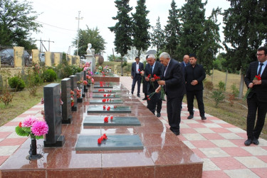 Tovuzda 27 sentyabr-Anım Günü ərəfəsində Şəhidlərə ehtiram ziyarəti davam edir