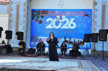 Tovuzda 31 dekabr - Dünya Azərbaycanlılarının Həmrəyliyi günü və Yeni il münasibətilə bayram konserti keçirilib.  