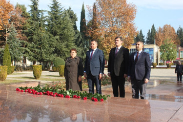 Tovuzda Yeni Azərbaycan Partiyasının (YAP) yaradılmasının 32-ci ildönümü qeyd olunub.