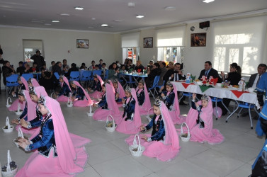 Tovuzda O.Cabbarov adına Qovlar şəhər inteqrasiya təlimli internat tipli gimnaziyada 31 Dekabr – Dünya Azərbaycanlıların Həmrəyliyi Günü və Yeni il münasibətilə bayram tədbiri keçirilib